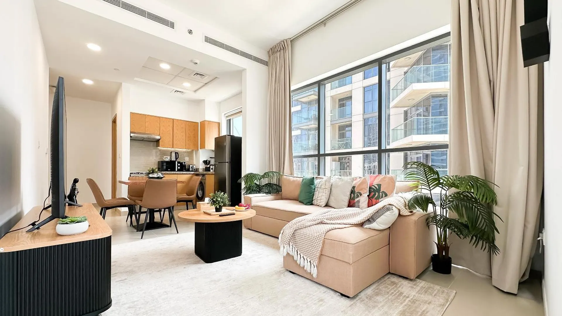 Trophy - Downtown Skyline Sanctuary Suite Dubai Apartment