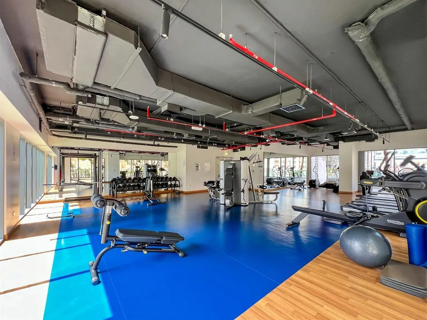 Trophy - Downtown Skyline Sanctuary Suite Dubai